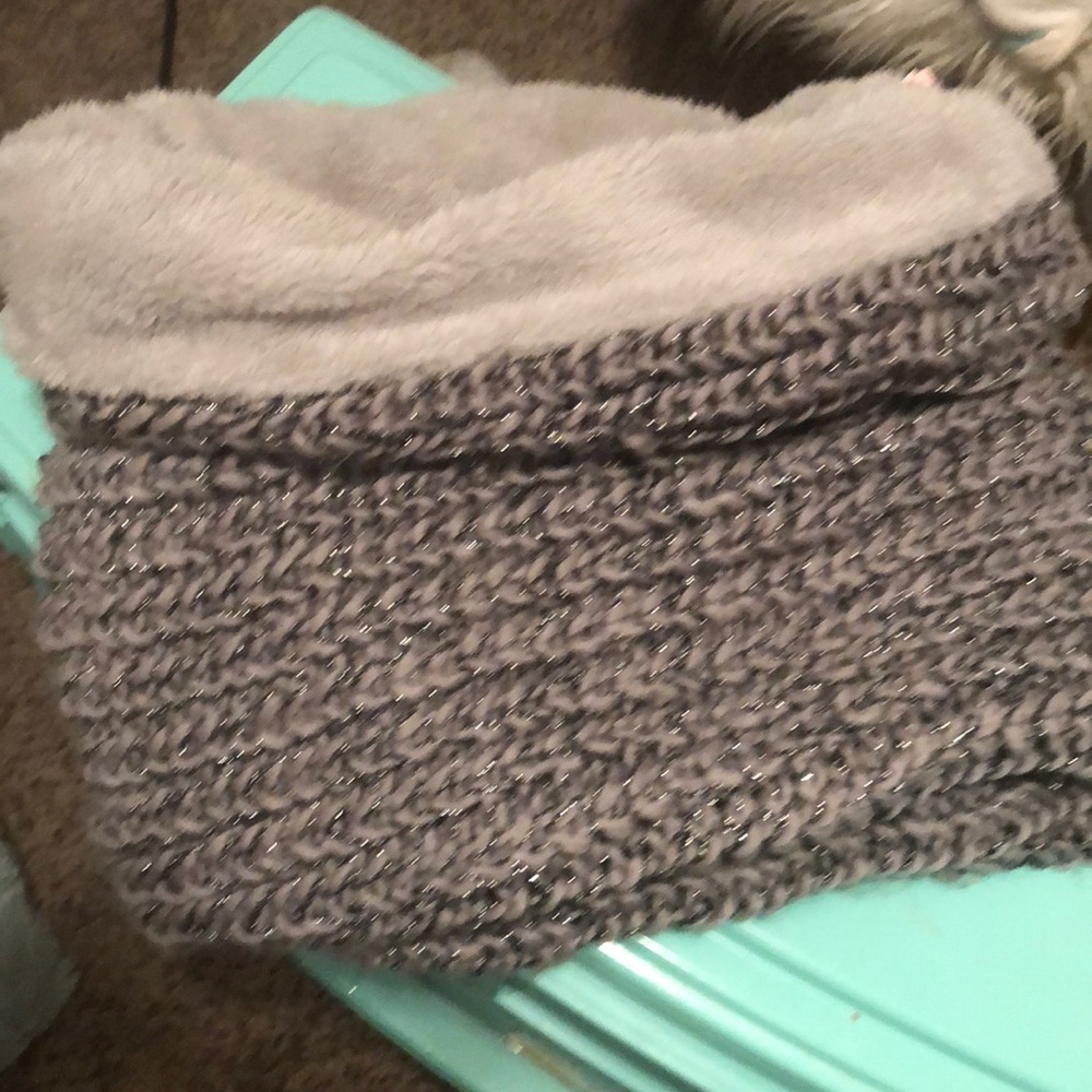 Juicy Couture chunky knit infinity scarf